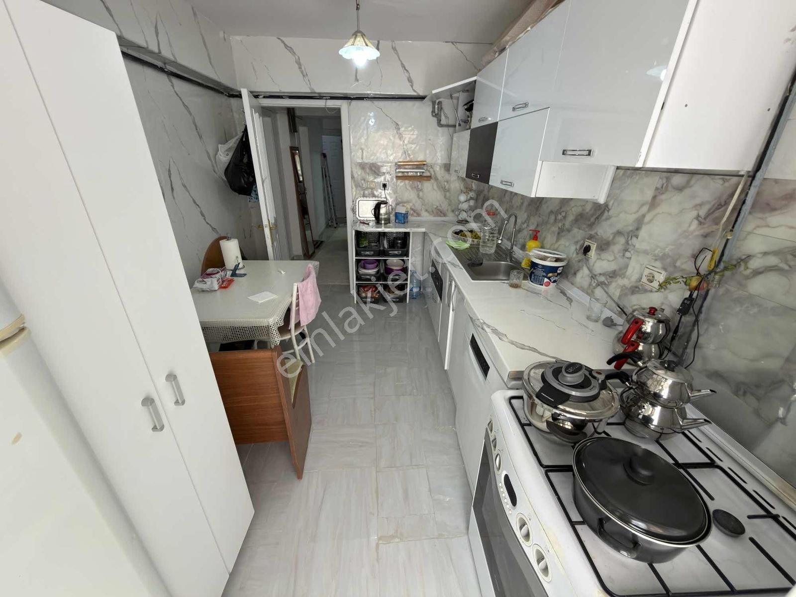 Selçuklu Caddesinde Masrafsız Giriş Kat 3+1 — fotoğraf 3