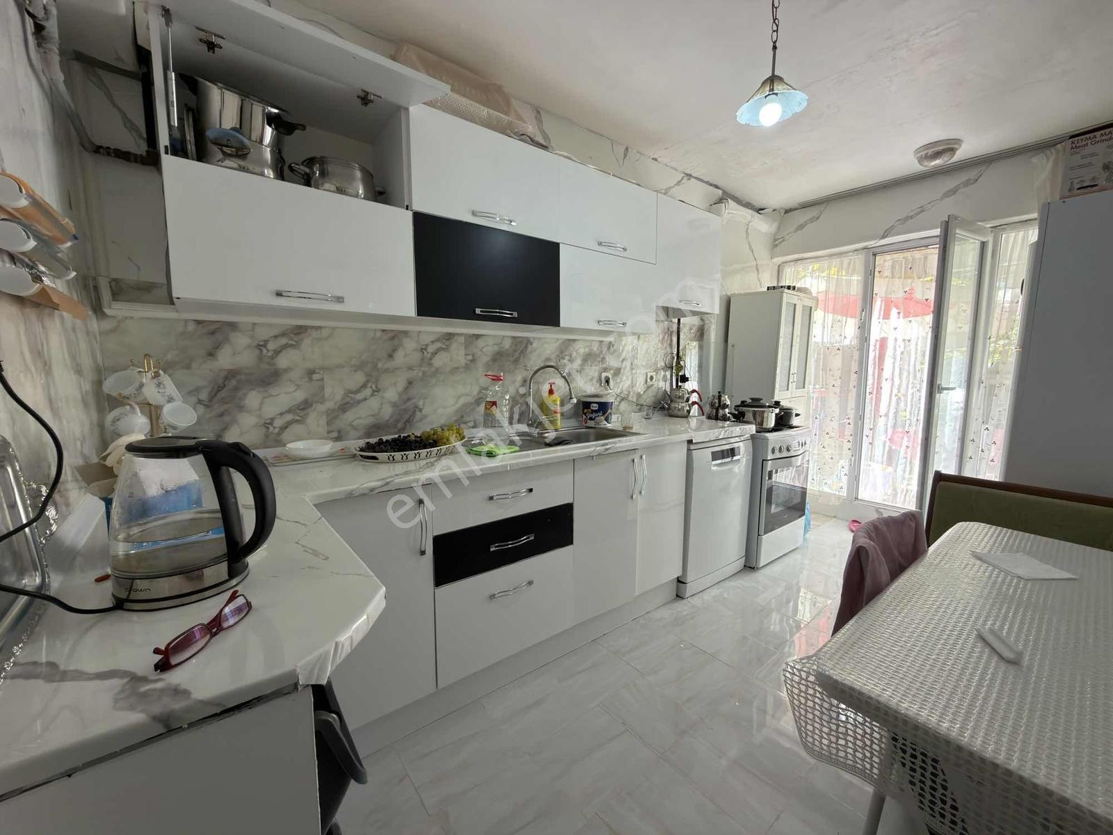 Selçuklu Caddesinde Masrafsız Giriş Kat 3+1 — fotoğraf 4
