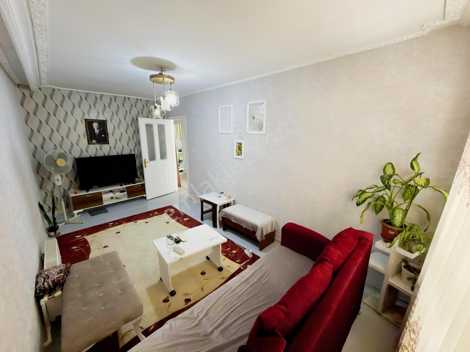 Selçuklu Caddesinde Masrafsız Giriş Kat 3+1 — fotoğraf 10