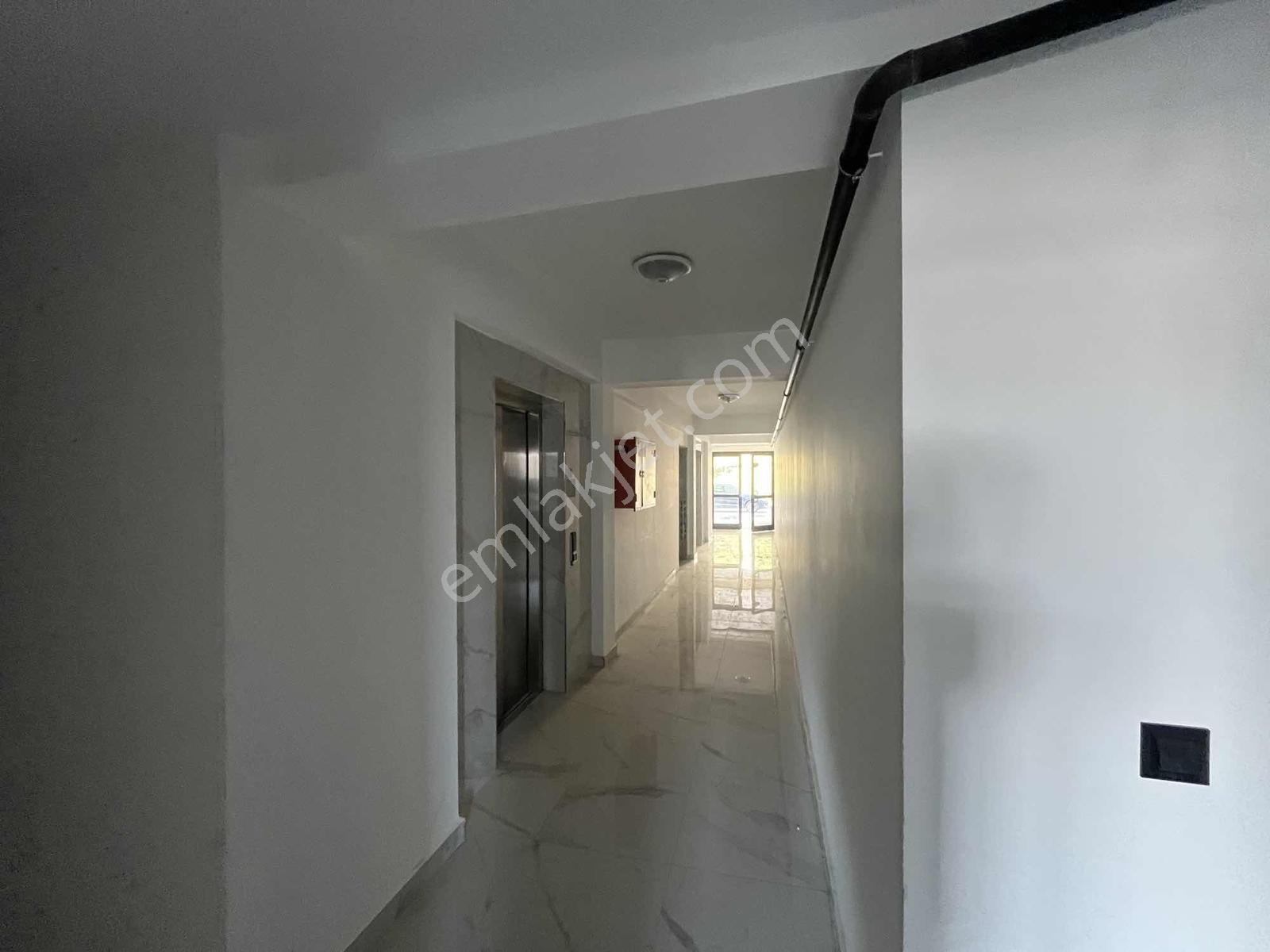 Asen Gayrimenkulden Cevher Dudayevde Eşyalı Satılık Sıfır 1+1 — fotoğraf 3