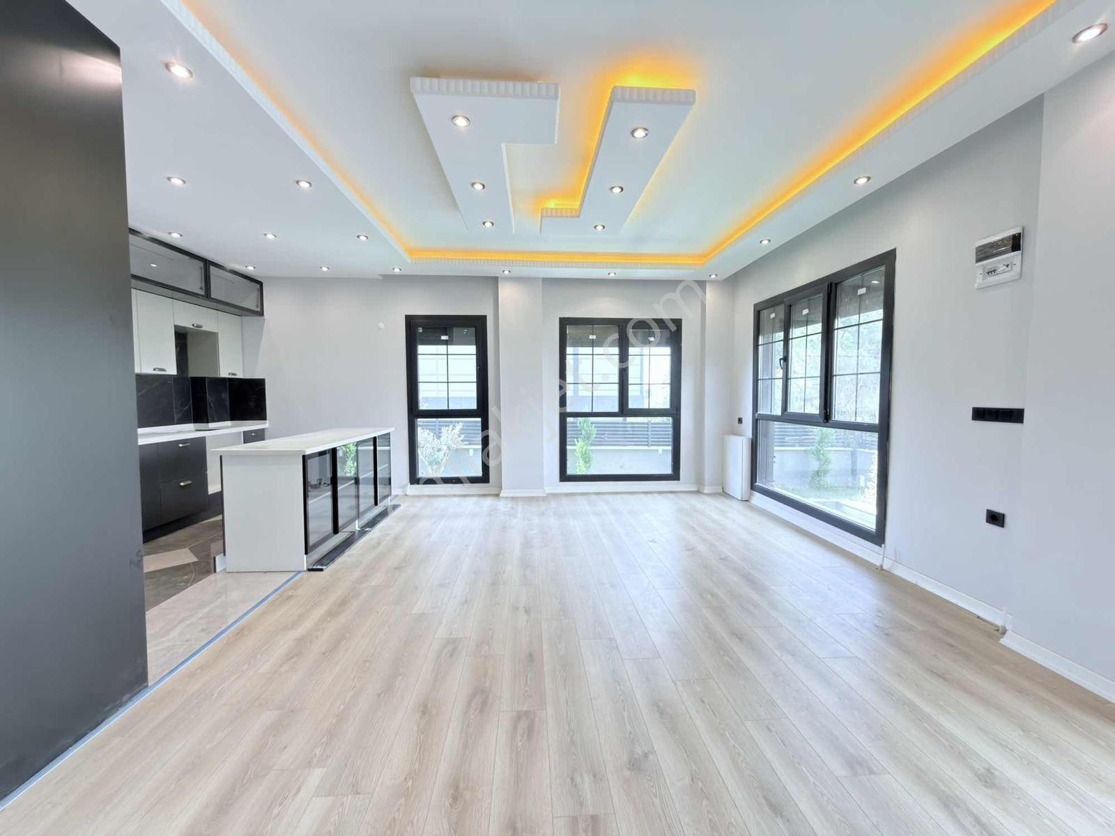 Kartallar'dan Deniz Tarafı Havuzlu Müstakil Villa. Fiyat Düştü!! — fotoğraf 10