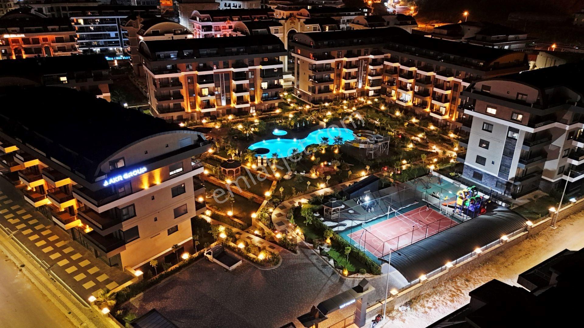 Alanya Oba’Da Full Sosyal Aktiviteli Sitede 2+1 Lüks Penthouse