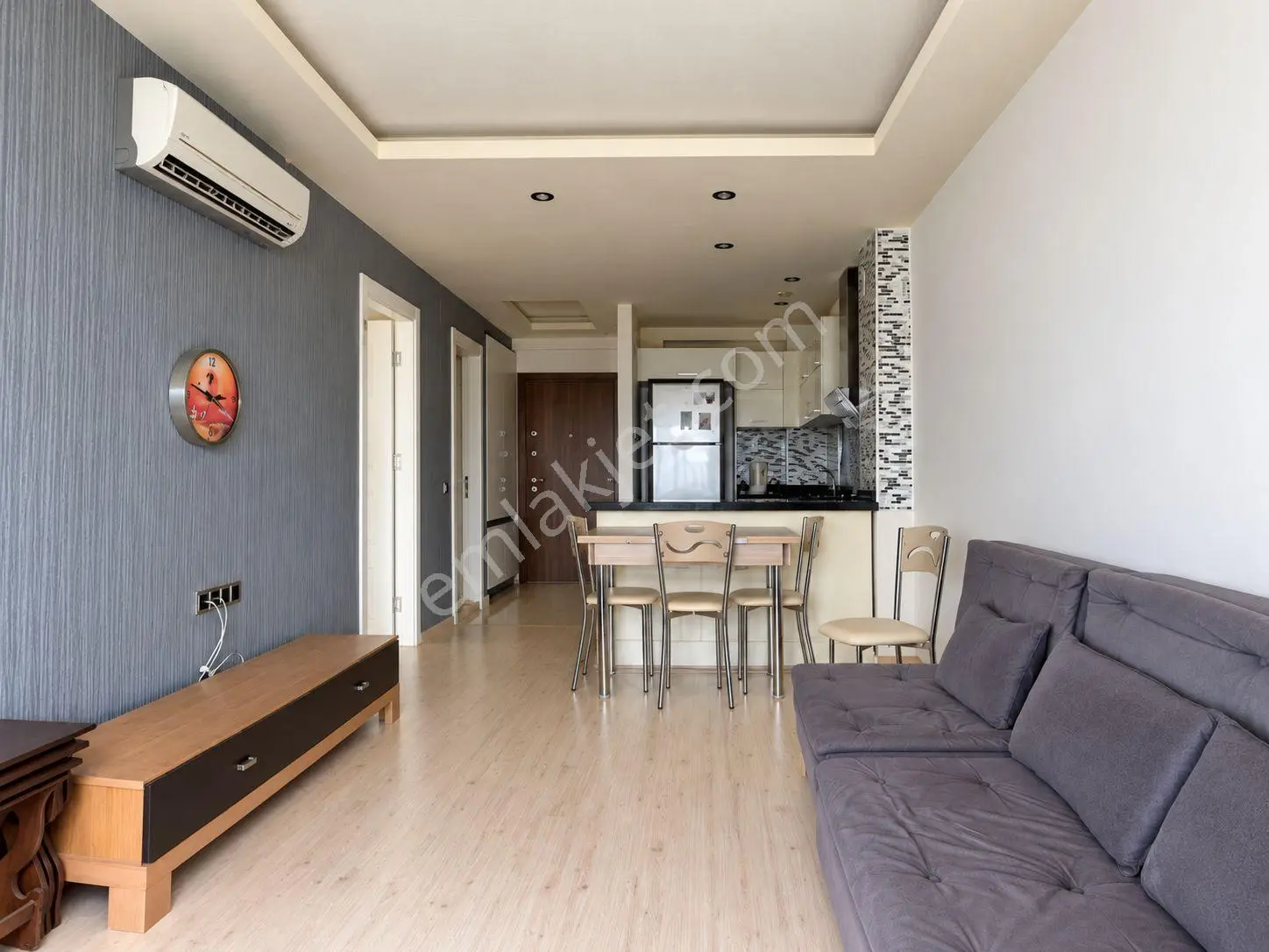 Güvenlik,havuz,k.otopark, Rezidansta Satılık Ara Kat 1+1 Daire — fotoğraf 2