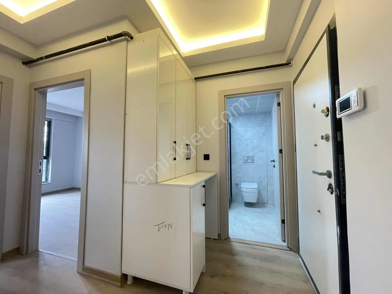 ''alaçatı'' Dan Taşpınar Da Caddeye Yakın Satılık 2+1 Daire — fotoğraf 19