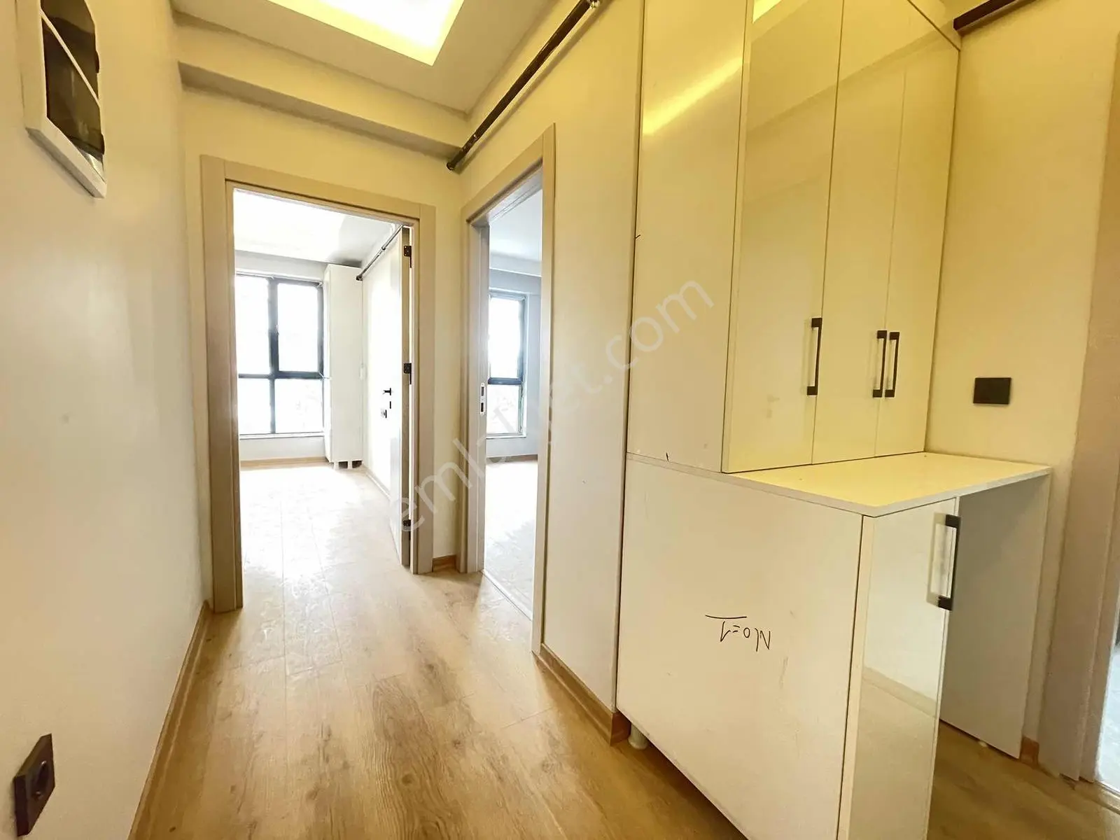 ''alaçatı'' Dan Taşpınar Da Caddeye Yakın Satılık 2+1 Daire — fotoğraf 25