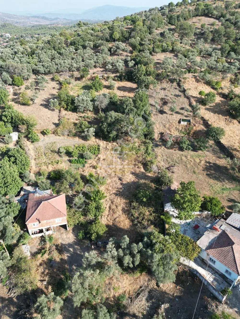 Hb'den Satılık Bahçe, Köy Yerleşimi İçinde 650 M² — fotoğraf 4