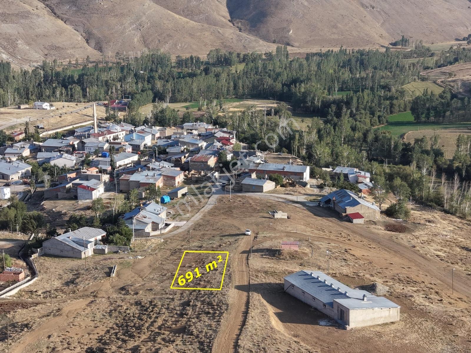 Bayburt Aydıntepe Erikdibi Mahallesinde 691 M² Müstakil Arsa — fotoğraf 2