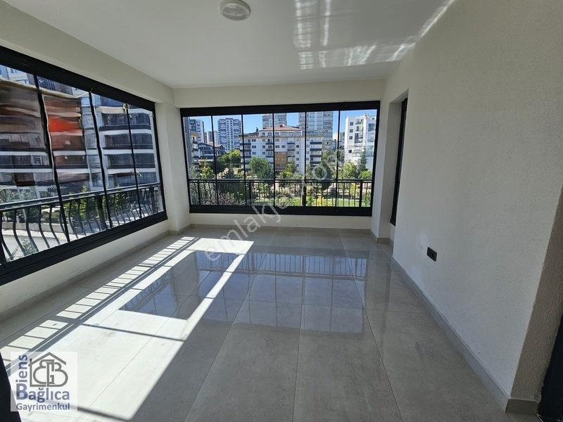 Doğa Kolej Karşısı 4+1 Kapalı Otopark Kredi İmkanlı Ultra Lüx — fotoğraf 2