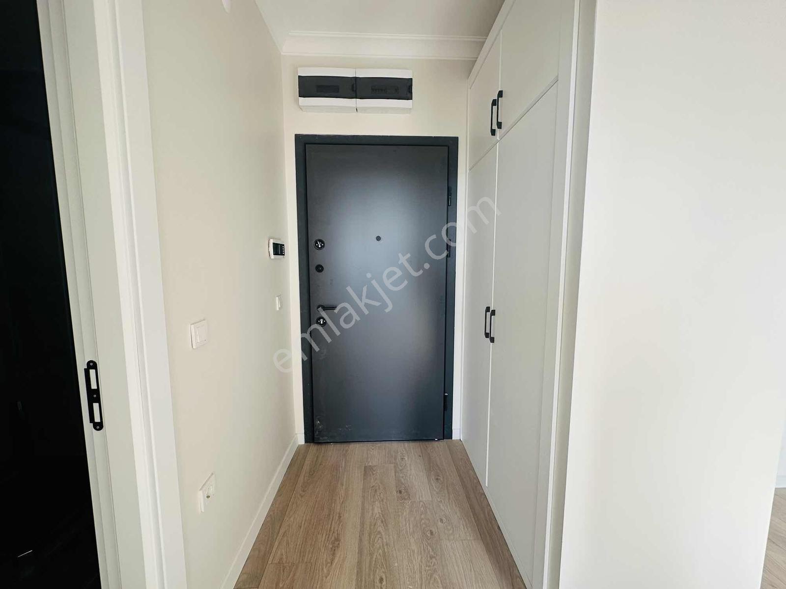 Alaçatıdan Full Kredi Arakat Fırsat Yatırıma Uygun Geniş 1+1 — fotoğraf 13
