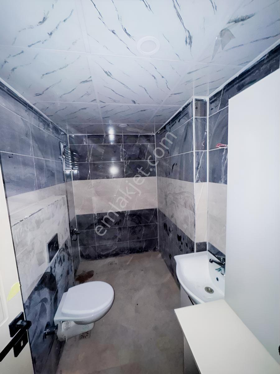 Site İçerisinde Acil Satılık 2+1 Son Kat — fotoğraf 8