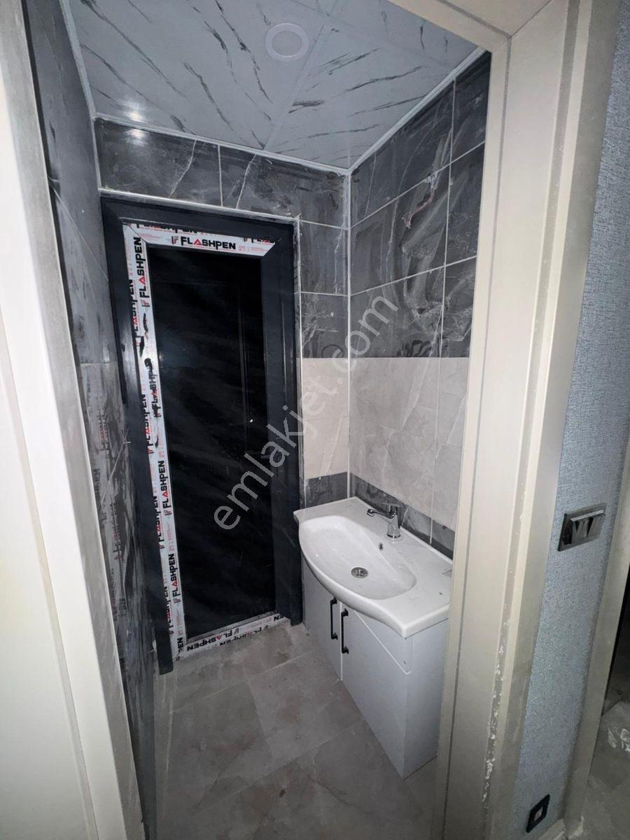 Site İçerisinde Acil Satılık 2+1 Son Kat — fotoğraf 9