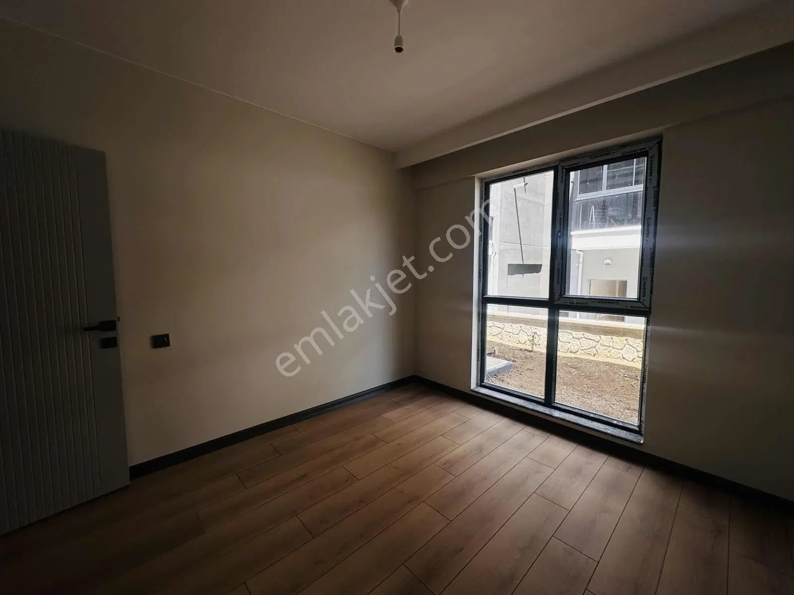 Alaçatıdan Taşpınarda Sıfır Binada Kaliteli İşçilik 2+1 — fotoğraf 17