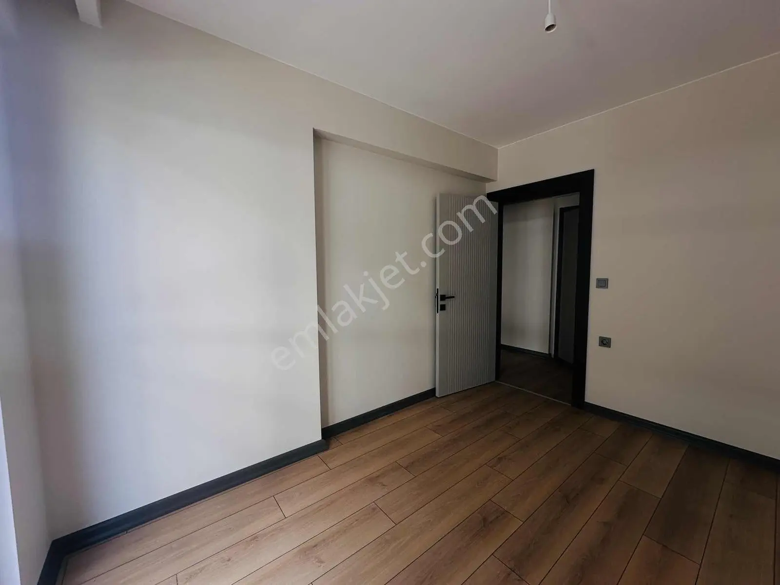 Alaçatıdan Taşpınarda Sıfır Binada Kaliteli İşçilik 2+1 — fotoğraf 29