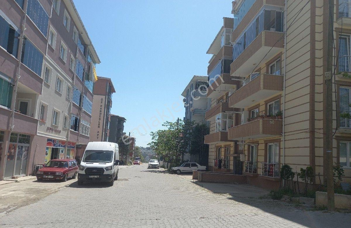 Altınovada 2+1 Kiracılı, Yatırımlık 90 M² Daire — fotoğraf 7