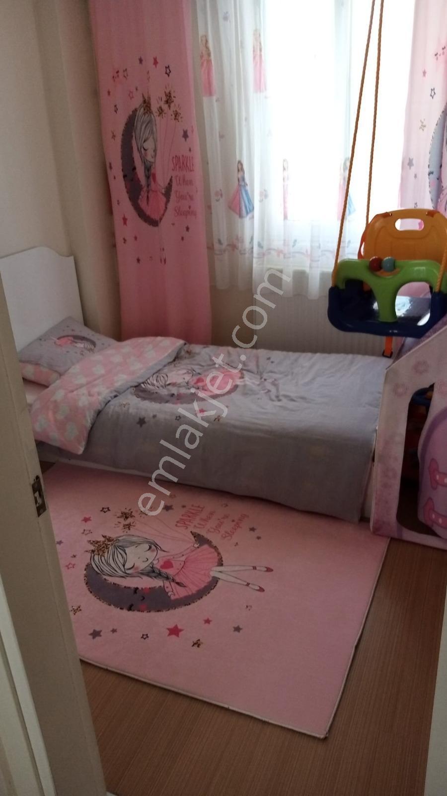 Altınovada 2+1 Kiracılı, Yatırımlık 90 M² Daire — fotoğraf 9