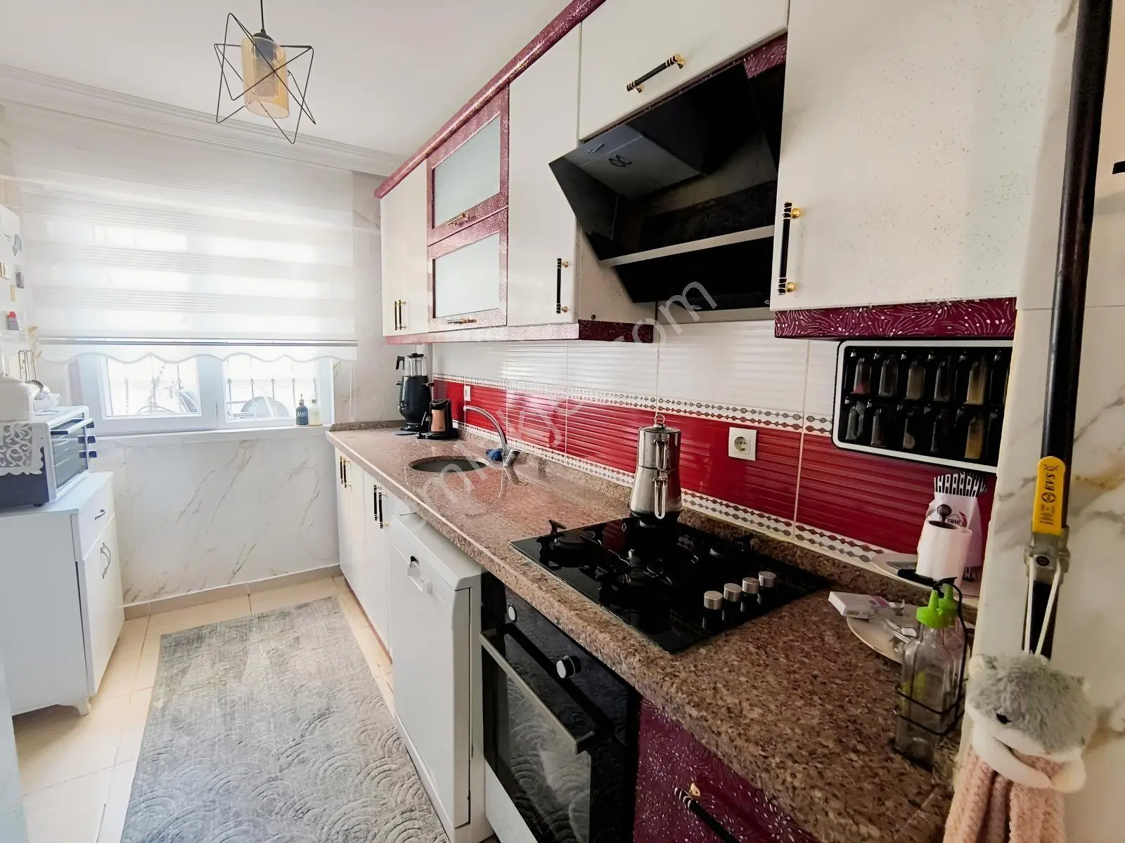Babür Cd Yakını Ful Yapılı Kendine Ait Bahçeli 2+1 Satılık Daire — fotoğraf 2