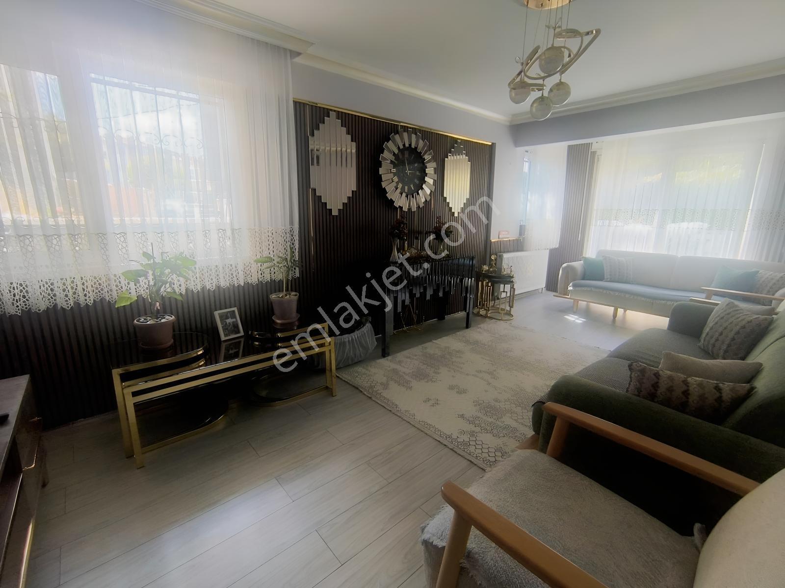 Babür Cd Yakını Ful Yapılı Kendine Ait Bahçeli 2+1 Satılık Daire — fotoğraf 15