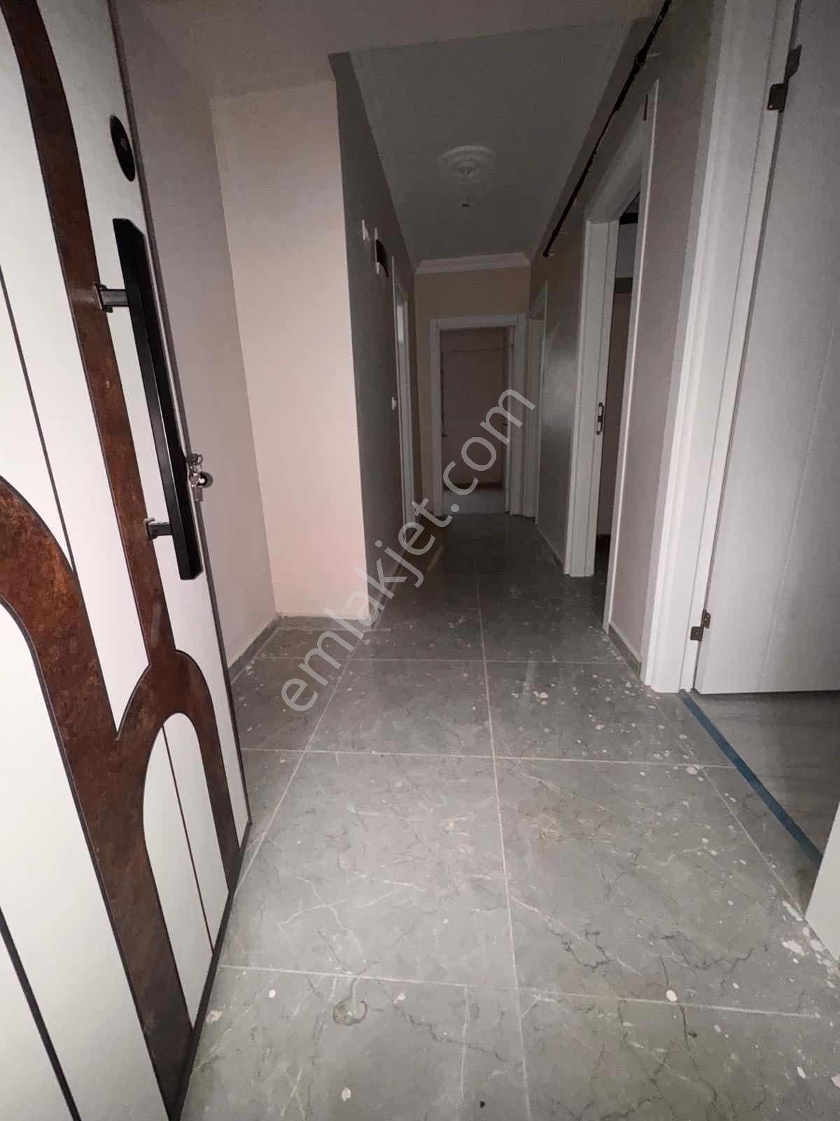 Çerkezköy Kızılpınarda Merkezi Konumda Satılık 2+1 Daire — fotoğraf 3