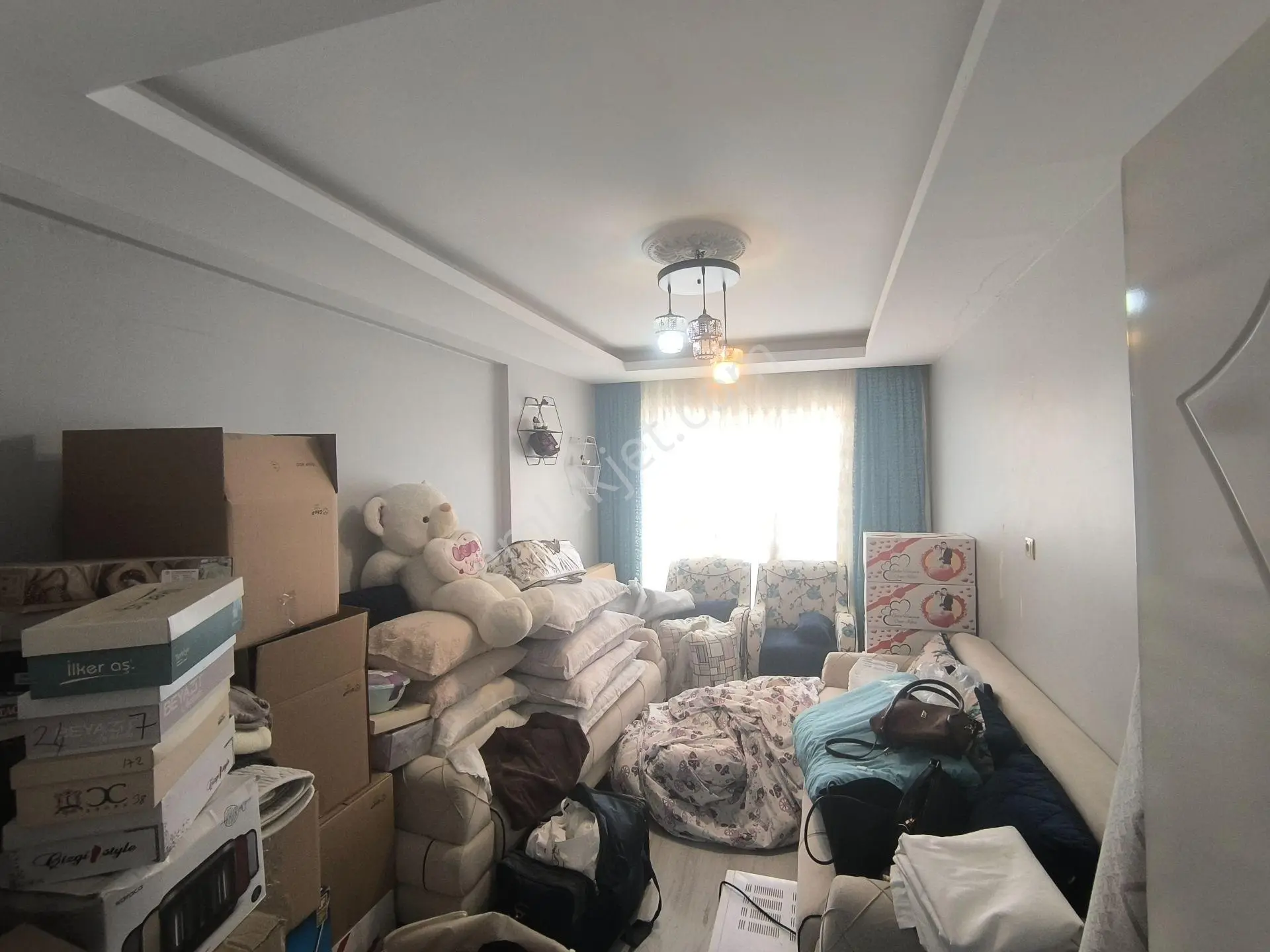 Adıyaman Yeşilyurtta Malatya Caddesi Üzeri Satılık 3+1 Daire — fotoğraf 5
