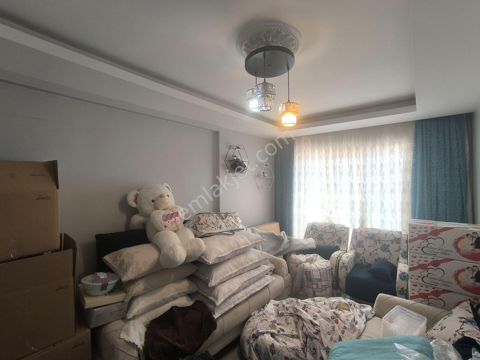 Adıyaman Yeşilyurtta Malatya Caddesi Üzeri Satılık 3+1 Daire — fotoğraf 6