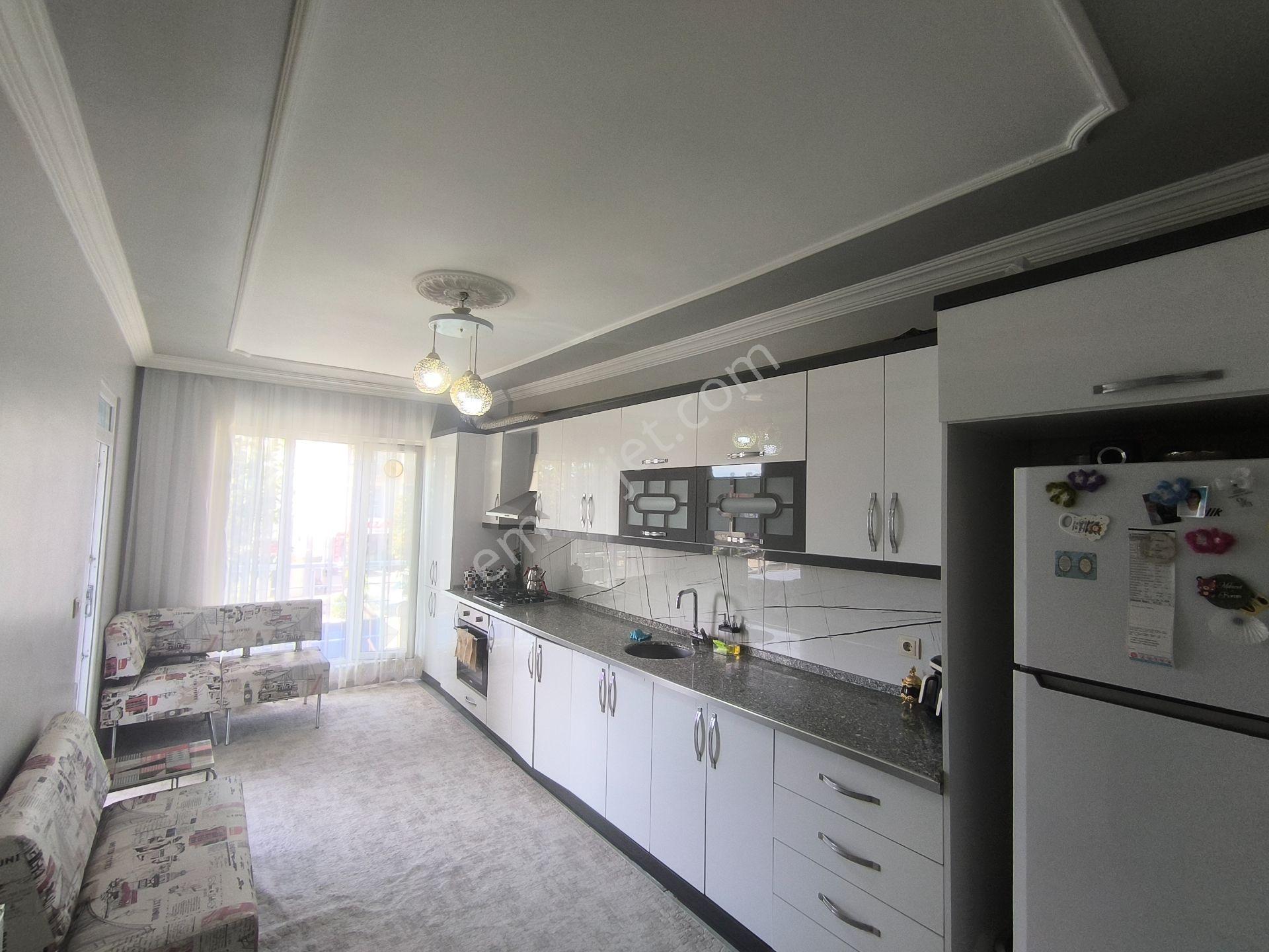 Adıyaman Yeşilyurtta Malatya Caddesi Üzeri Satılık 3+1 Daire — fotoğraf 16