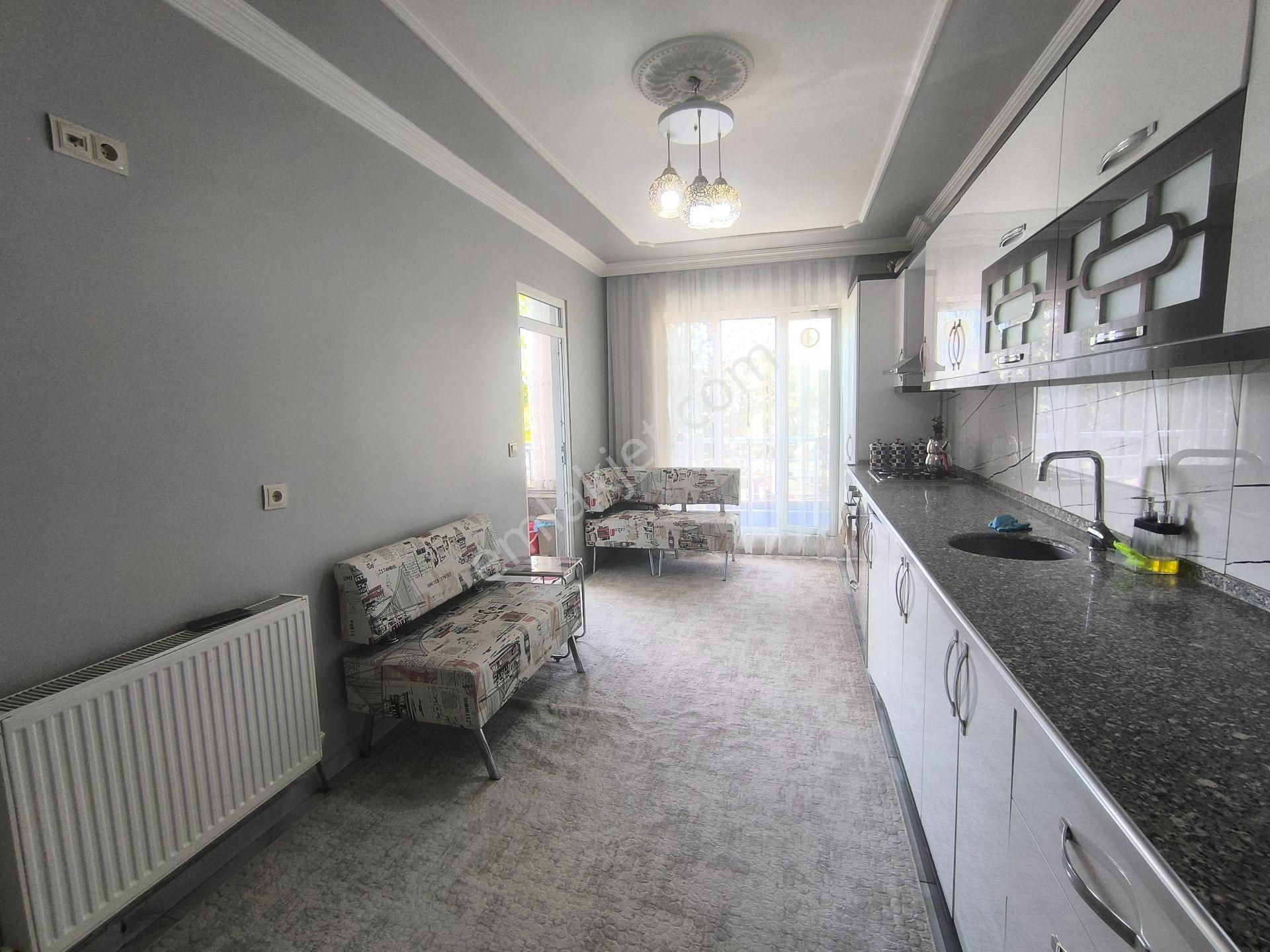 Adıyaman Yeşilyurtta Malatya Caddesi Üzeri Satılık 3+1 Daire — fotoğraf 17