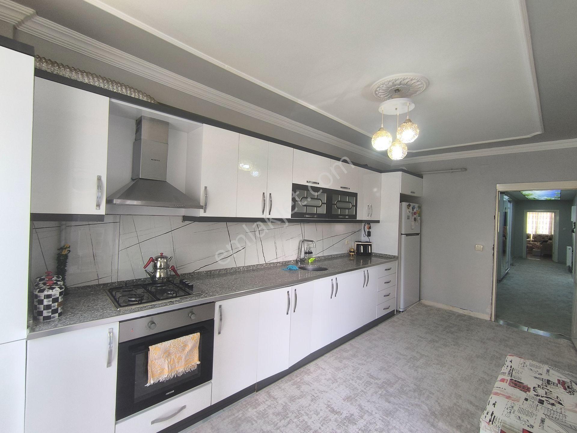 Adıyaman Yeşilyurtta Malatya Caddesi Üzeri Satılık 3+1 Daire — fotoğraf 19