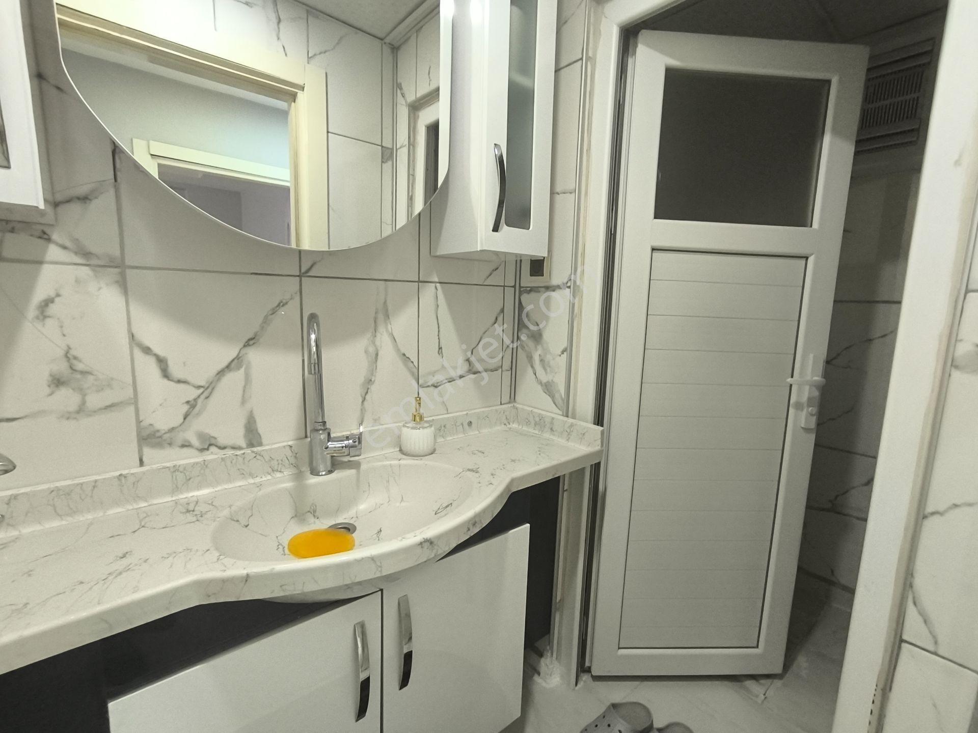Adıyaman Yeşilyurtta Malatya Caddesi Üzeri Satılık 3+1 Daire — fotoğraf 22