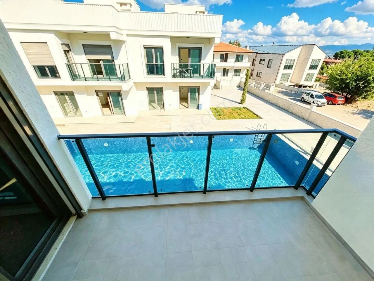 Uytundan Kızılkeçilide Otoparklı Havuzlu Sıfır 3+1 Lüks Villa — fotoğraf 14