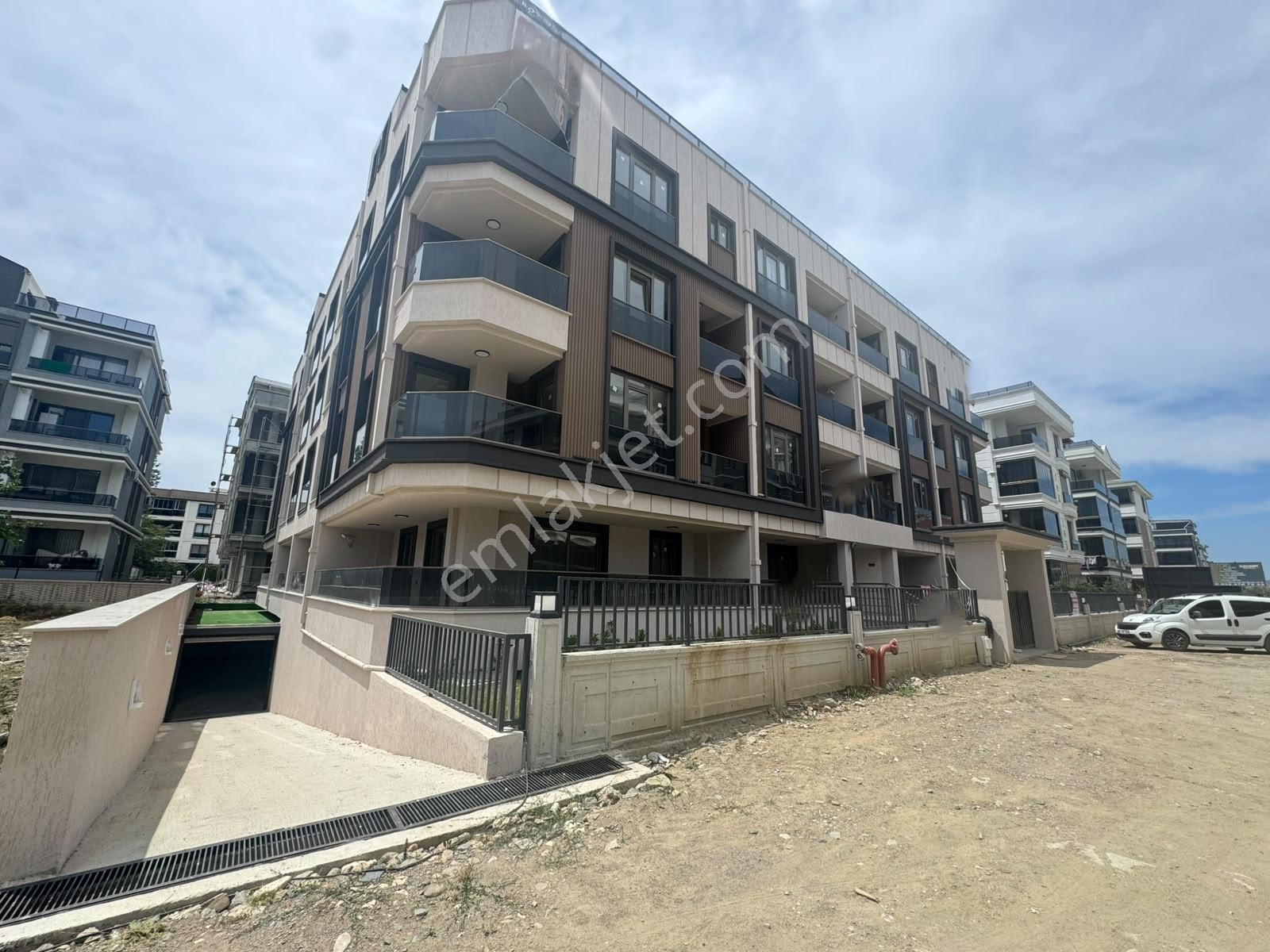 Kumsaldan Altınkum'da Kapalı Otopark Yerden Isıtma_2+1_lüx Daire