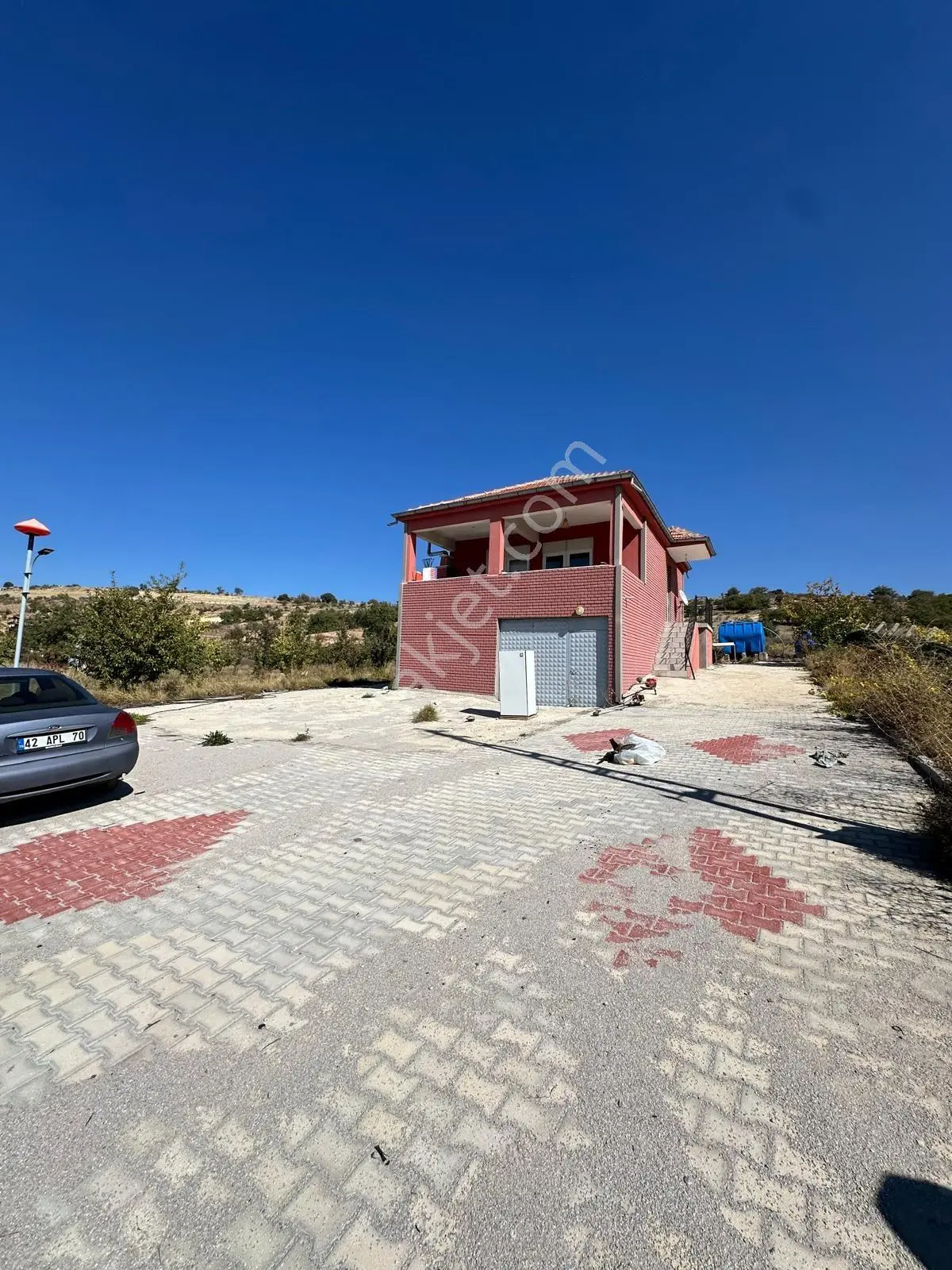 Morcalı Köyü’nde İçerisin'de Evi 2+1 Evi 6.400 M² Bahçe İçerisinde Doğayla İç İçe Huzurlu Bir Yaşam! — fotoğraf 4
