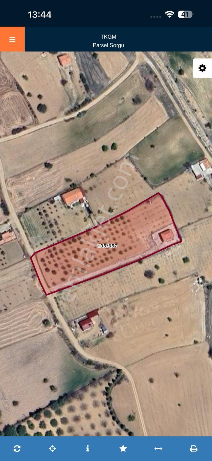 Morcalı Köyü’nde İçerisin'de Evi 2+1 Evi 6.400 M² Bahçe İçerisinde Doğayla İç İçe Huzurlu Bir Yaşam! — fotoğraf 25