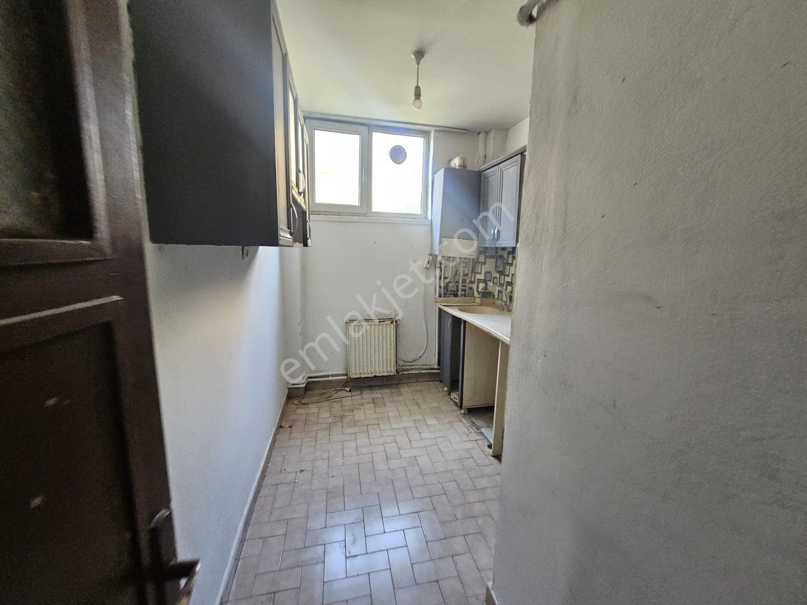 Şimşek Emlak'tan Subayevleri Cadde Üzeri 3+1 Daire + 300m2 Depo — fotoğraf 7