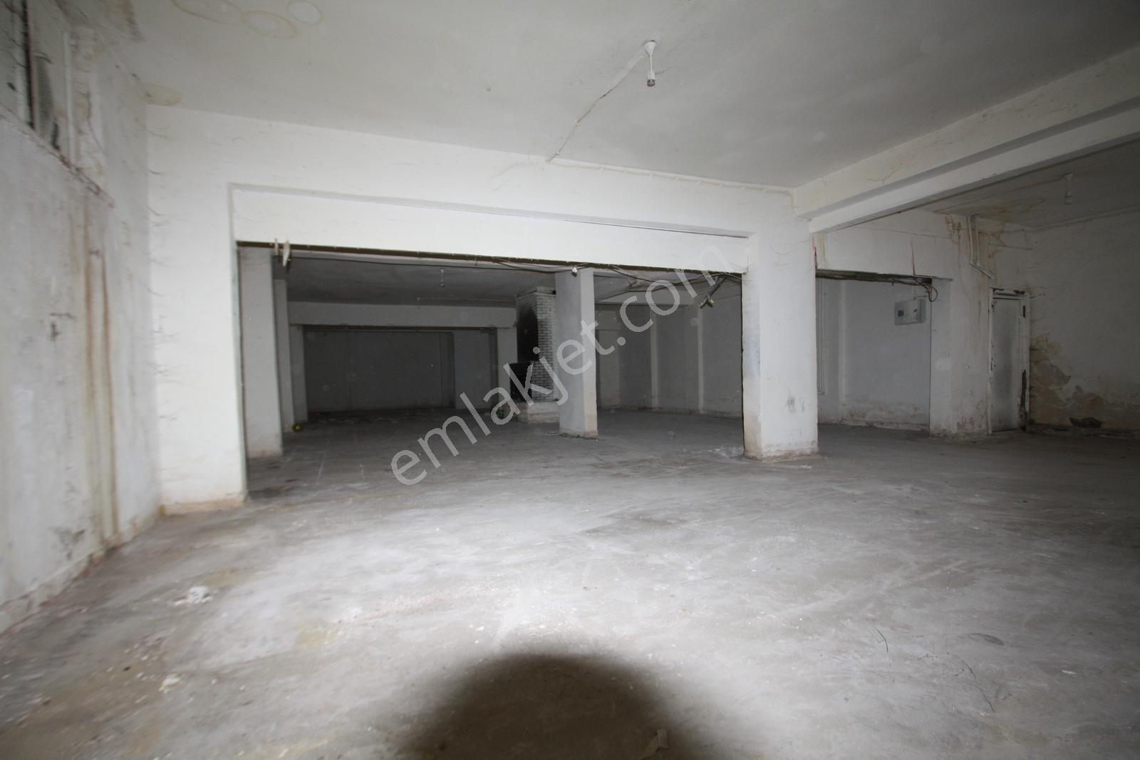 Şimşek Emlak'tan Subayevleri Cadde Üzeri 3+1 Daire + 300m2 Depo — fotoğraf 29