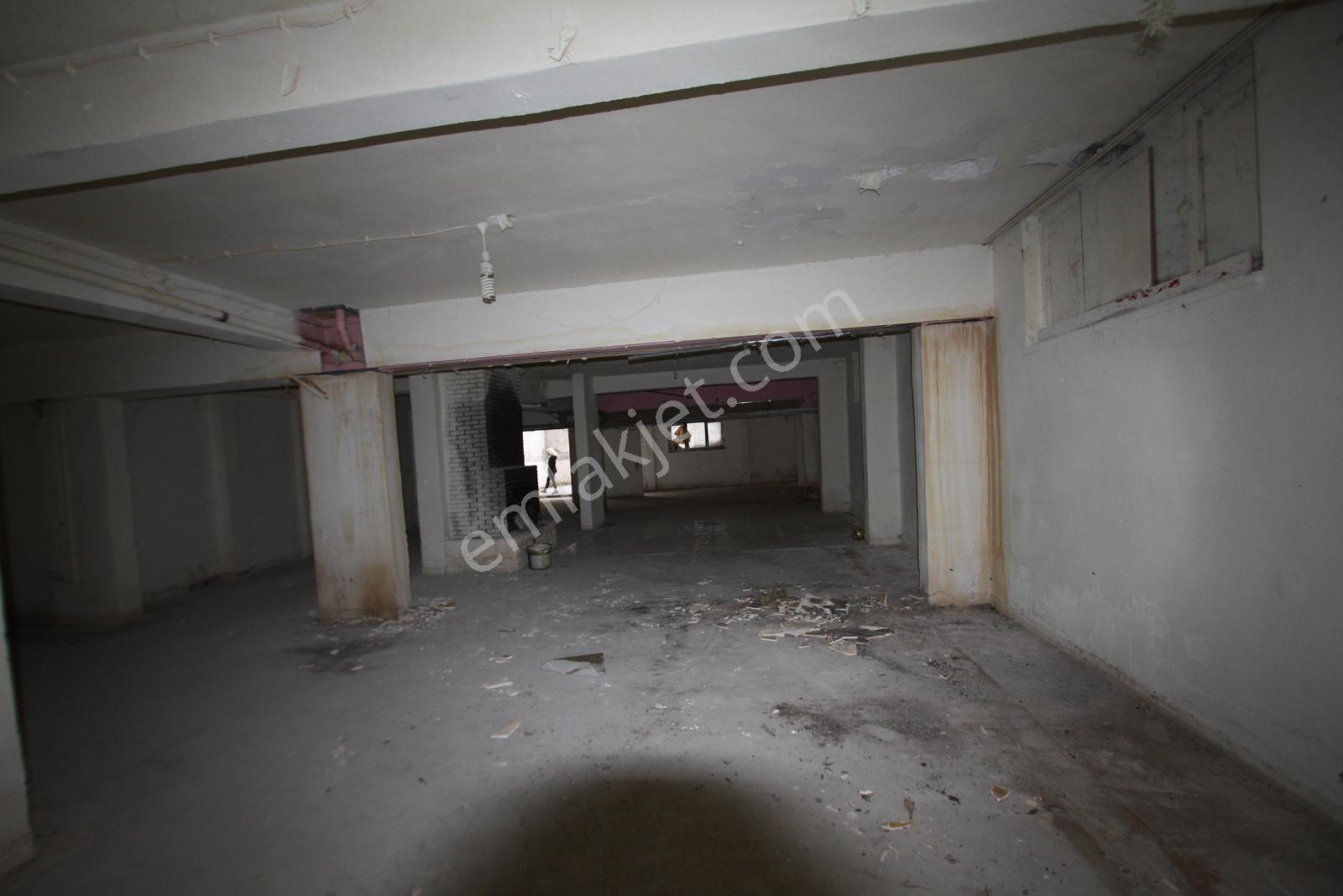 Şimşek Emlak'tan Subayevleri Cadde Üzeri 3+1 Daire + 300m2 Depo — fotoğraf 31
