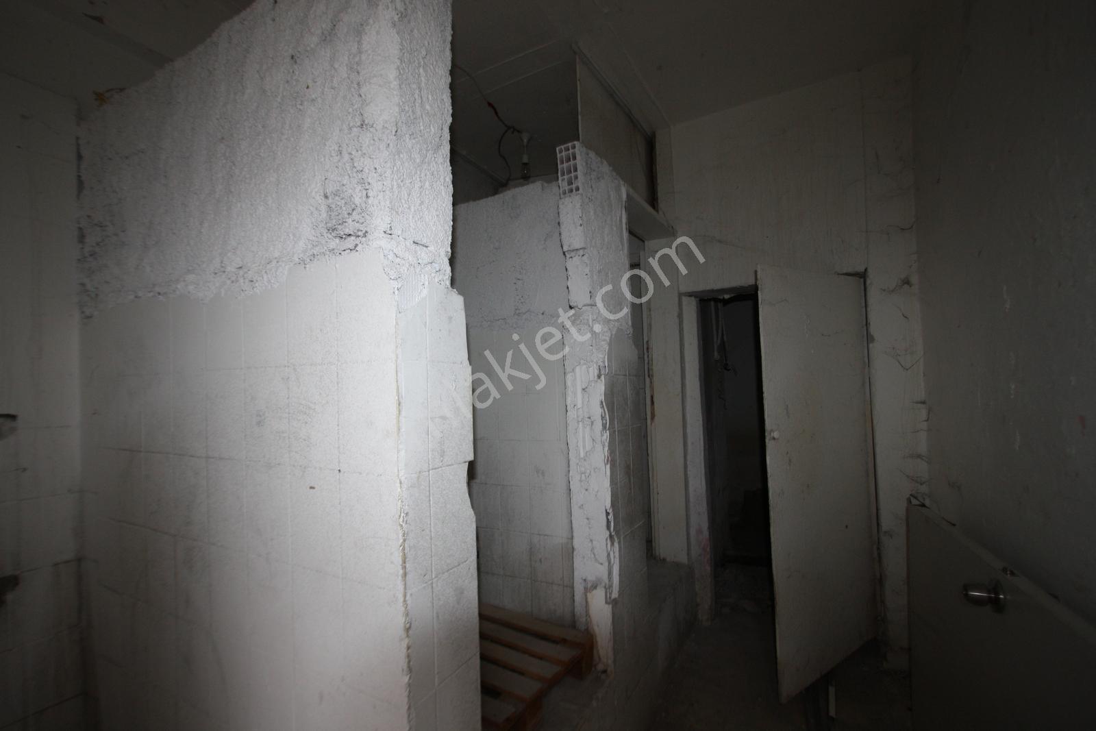 Şimşek Emlak'tan Subayevleri Cadde Üzeri 3+1 Daire + 300m2 Depo — fotoğraf 32