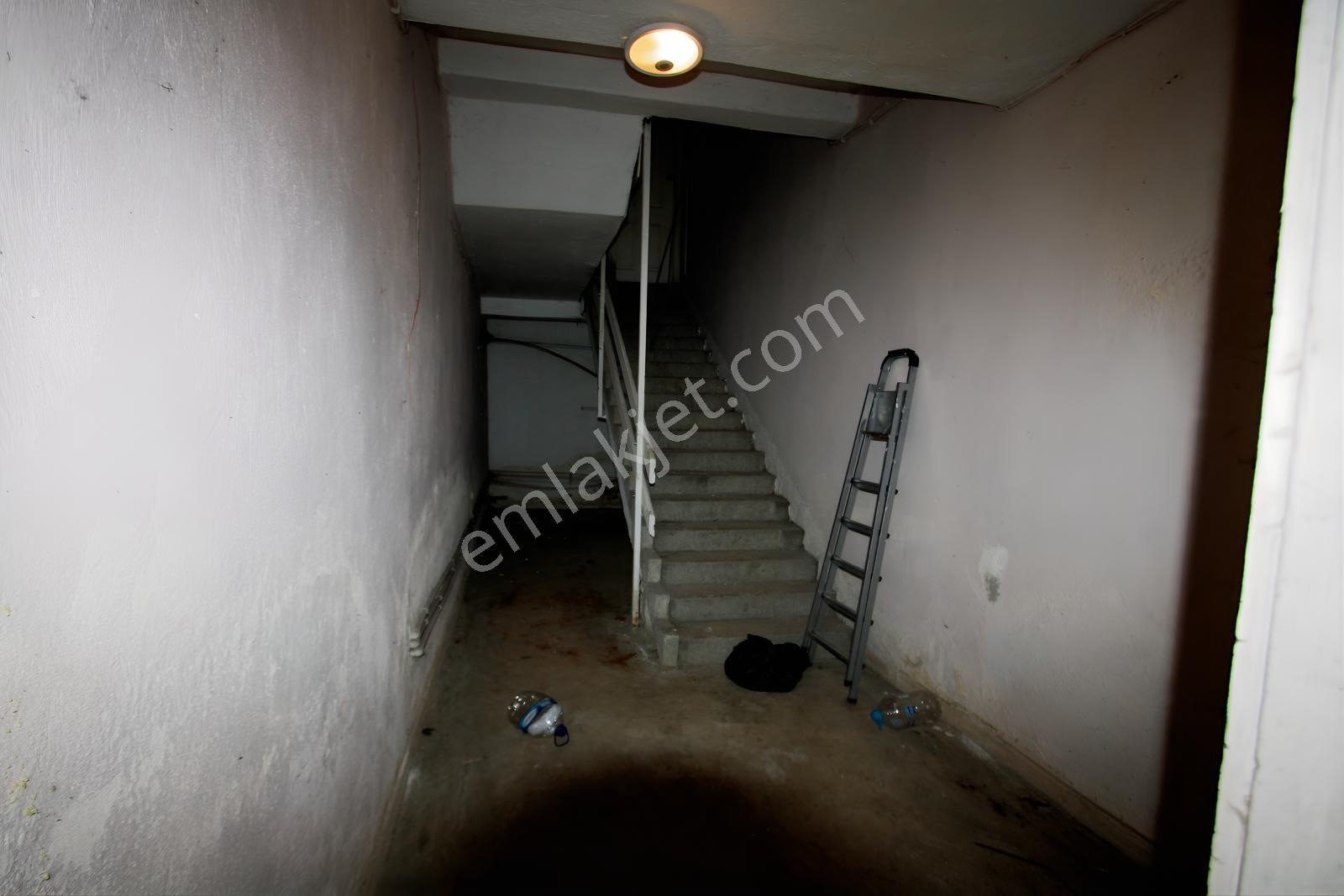 Şimşek Emlak'tan Subayevleri Cadde Üzeri 3+1 Daire + 300m2 Depo — fotoğraf 33