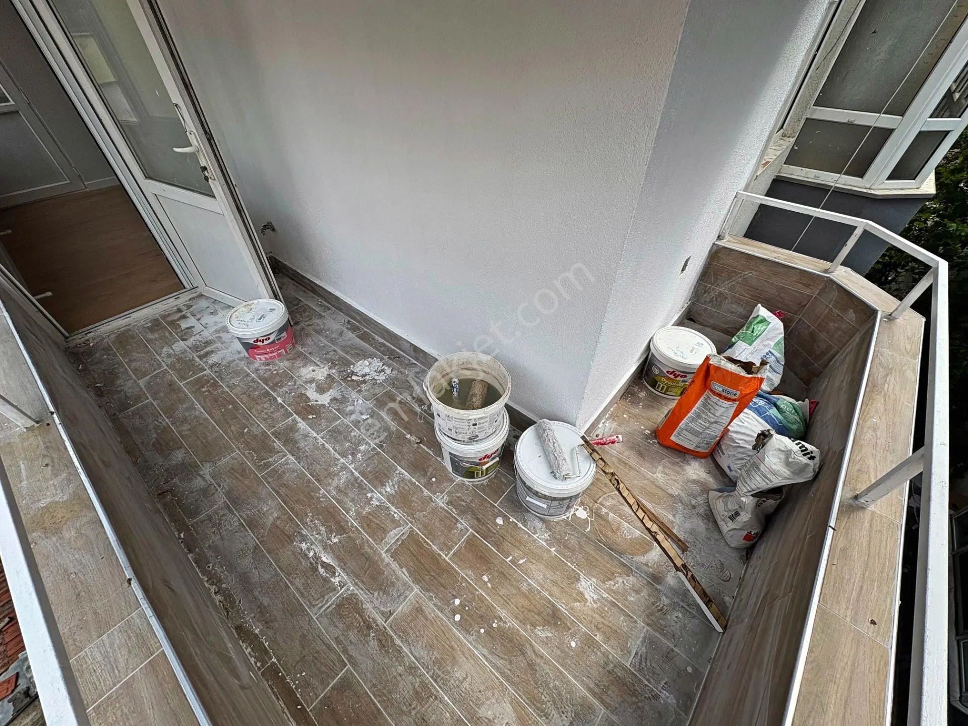 Aktiften Akçay Merkez'de Satılık Full Yapılı 3+1 Çift Balkonlu Arakat Daire — fotoğraf 18