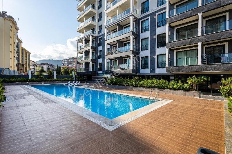 Alanya Merkezde 2+1 Sıfır Eşyalı Full Aktıvıteli Dairemiz — fotoğraf 2