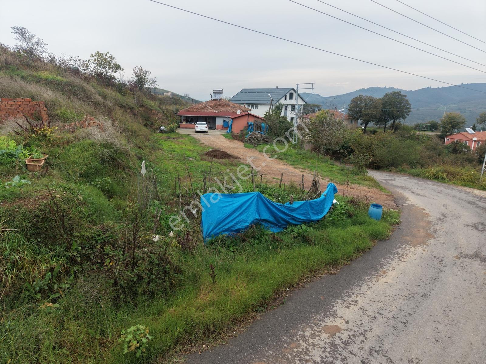 Emlak Evim - Dereköy De 2.187 M2 Arsa İçinde Müstakil Ev — fotoğraf 11