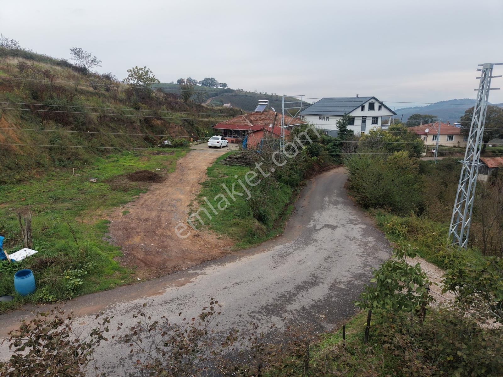 Emlak Evim - Dereköy De 2.187 M2 Arsa İçinde Müstakil Ev — fotoğraf 12