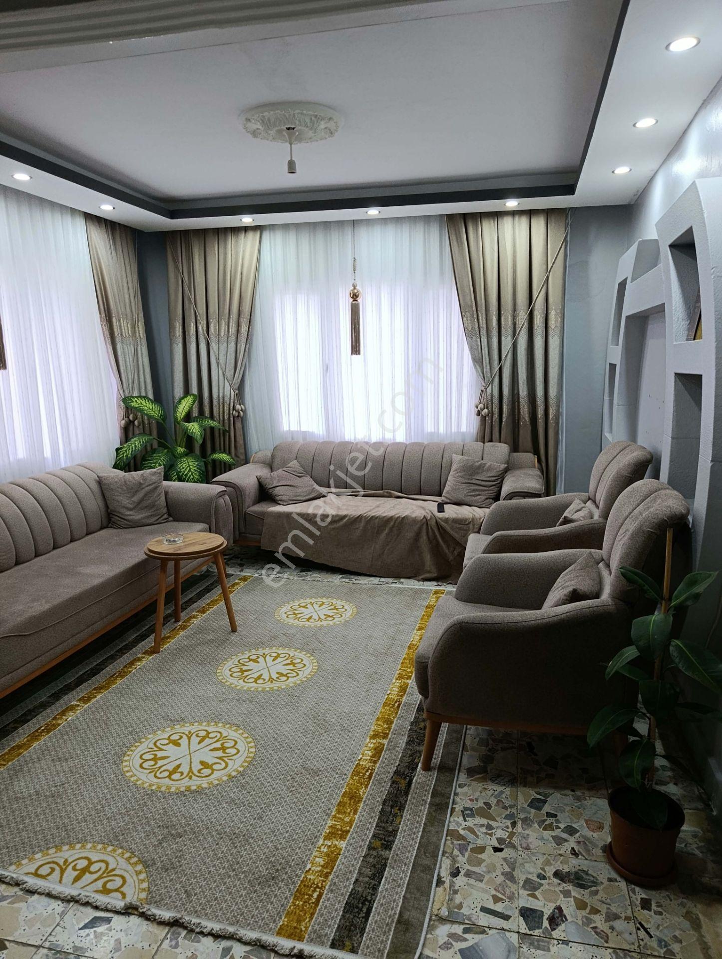Çınar Emlak'tan Fsm Mh Satılık 3 Katlı Müstakil 2+1 Daire — fotoğraf 16