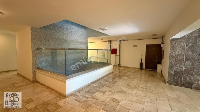 Bağlıcanın En Büyük Peyzajlı Sitesinde 3+1 Canlı Güvenlikli — fotoğraf 13