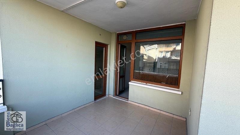 Bağlıcanın En Büyük Peyzajlı Sitesinde 3+1 Canlı Güvenlikli — fotoğraf 17
