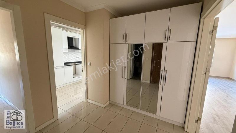 Bağlıcanın En Büyük Peyzajlı Sitesinde 3+1 Canlı Güvenlikli — fotoğraf 20