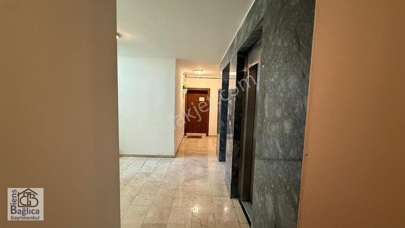 Bağlıcanın En Büyük Peyzajlı Sitesinde 3+1 Canlı Güvenlikli — fotoğraf 24