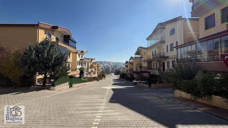 Bağlıcanın En Büyük Peyzajlı Sitesinde 3+1 Canlı Güvenlikli — fotoğraf 29