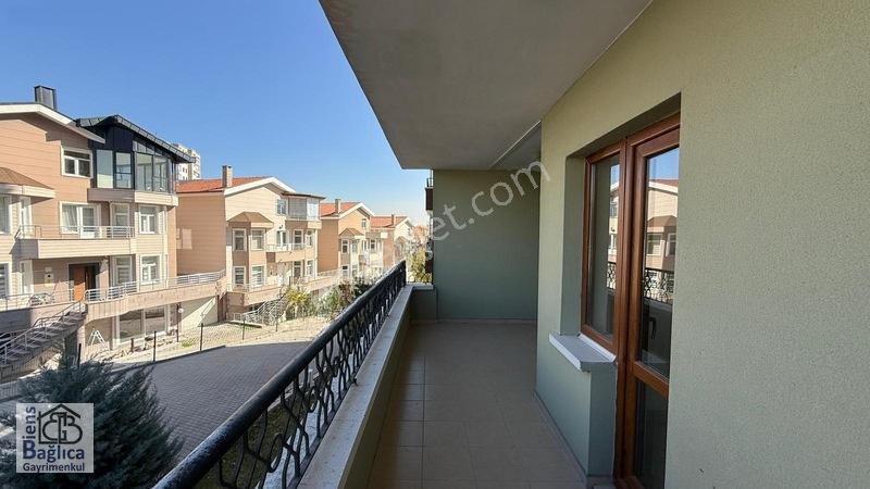 Bağlıcanın En Büyük Peyzajlı Sitesinde 3+1 Canlı Güvenlikli — fotoğraf 30