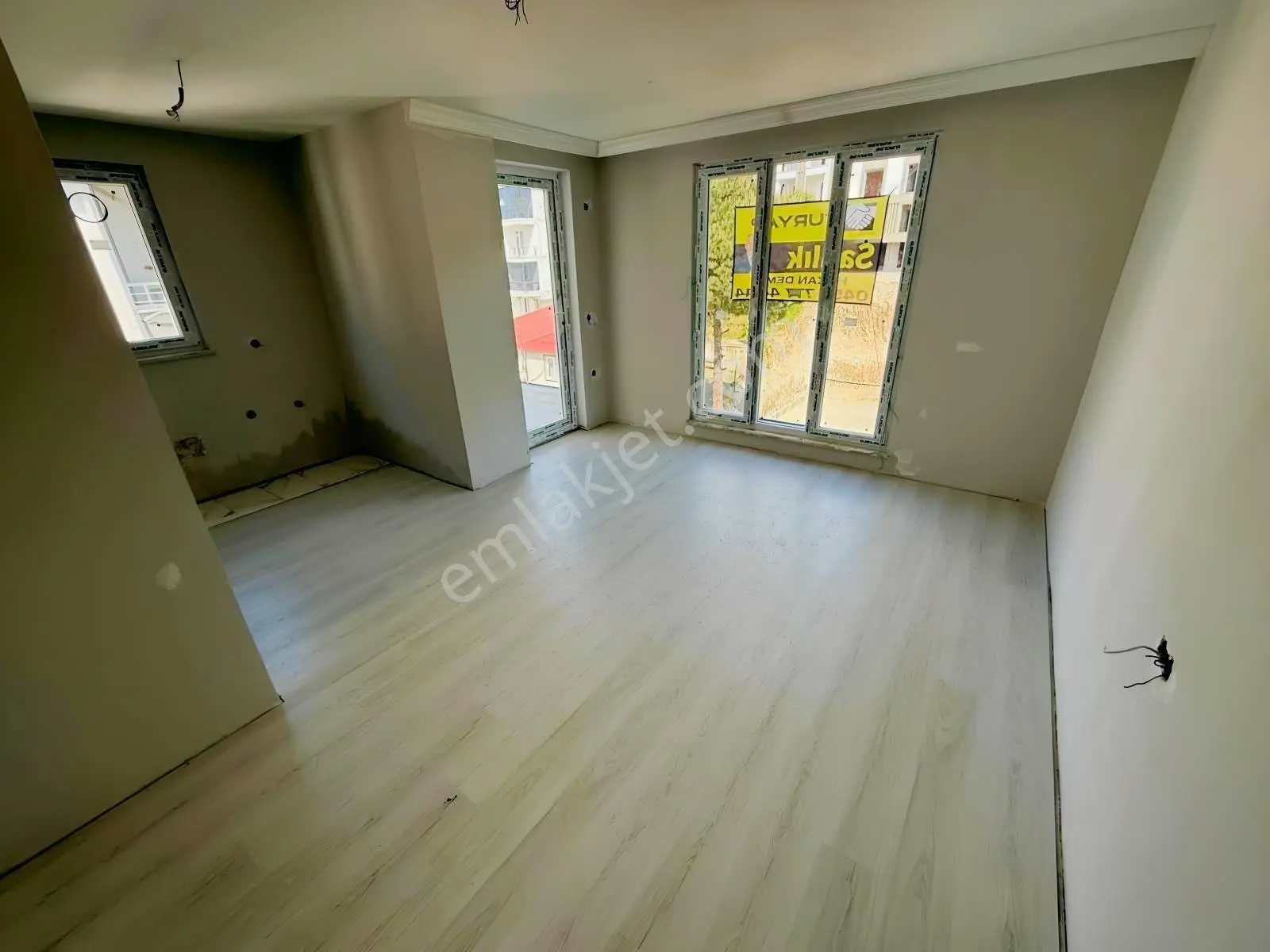Kumbaşi Mah Satılık 2+1 Fırsat Daire 4Kat