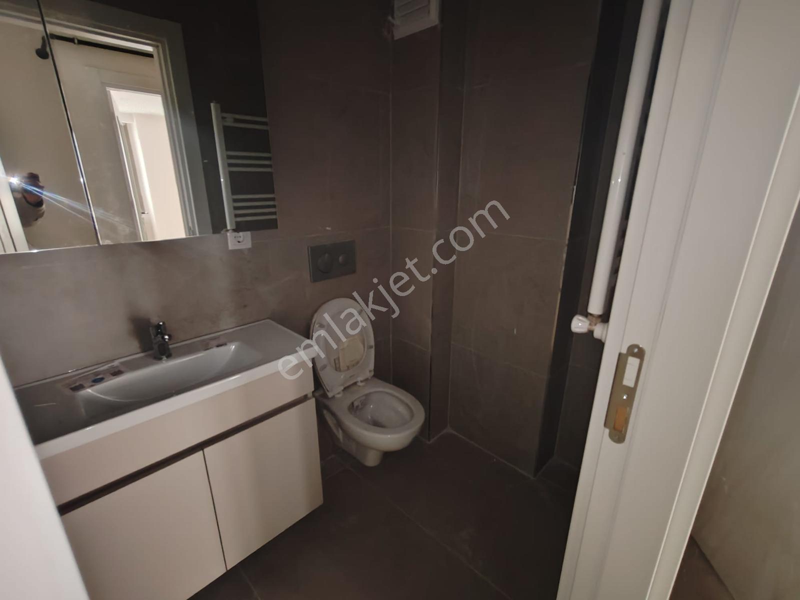Fatih Hırka-i Şerifte Sıfır Binada Satılık 2+1 Hazır Daire — fotoğraf 15